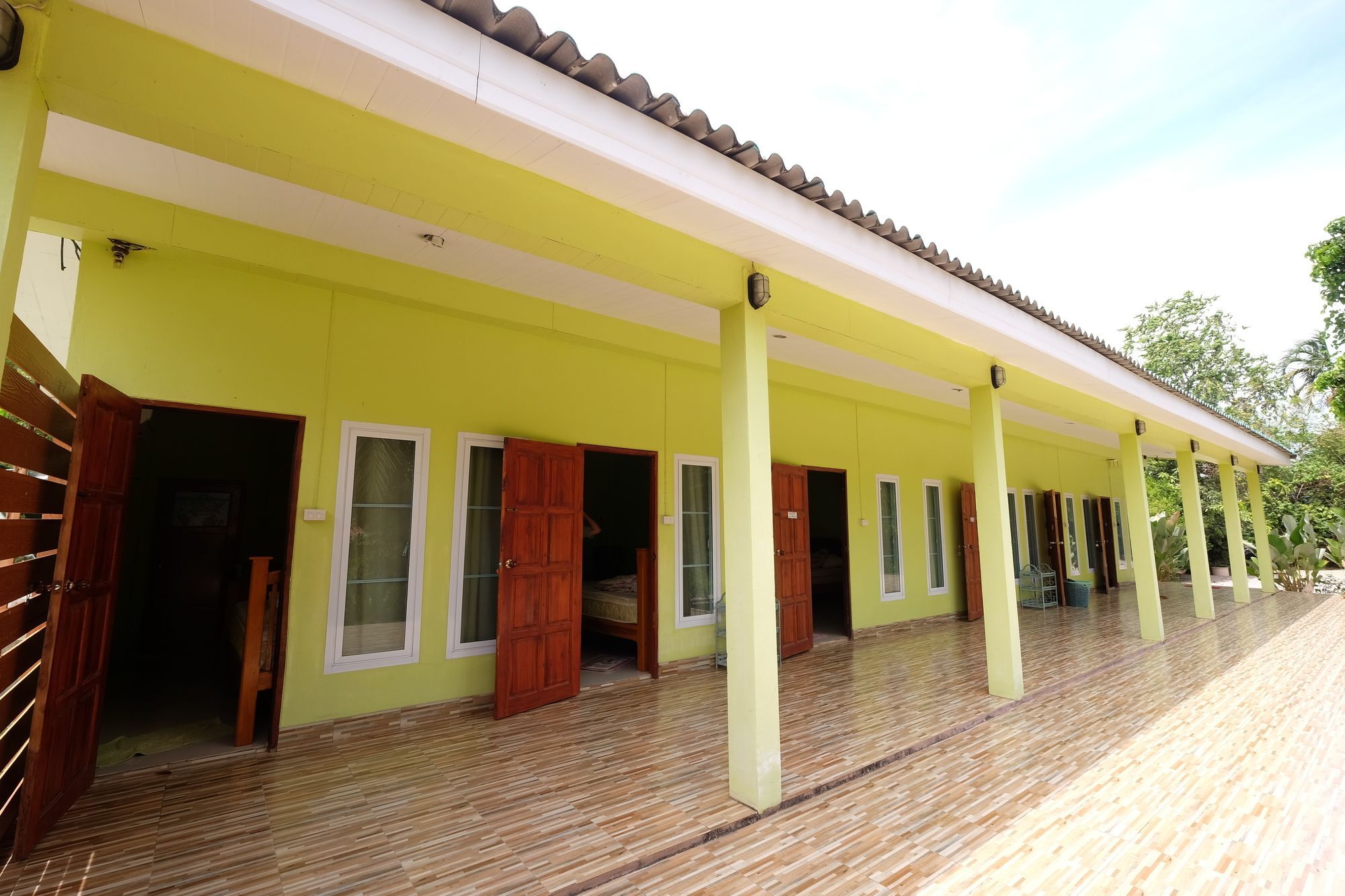 Saneha Homestay Sikao Exterior photo